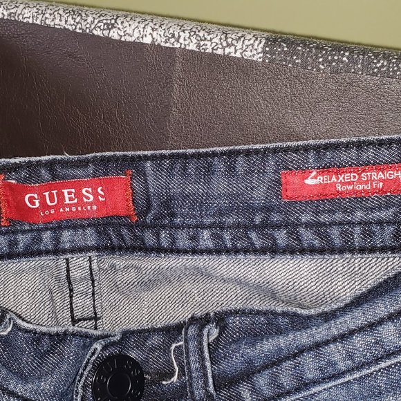 Guess Men’s Roland Fit Relaxed Straight Leg Faded Denim Jeans Size 33x33 - Picture 3 of 7